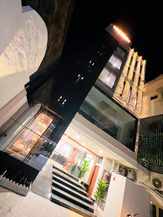Leela Bizotel جوناغاد المظهر الخارجي الصورة